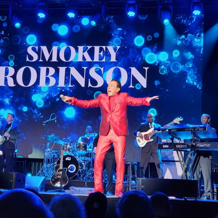 smokey robinson booking agent show